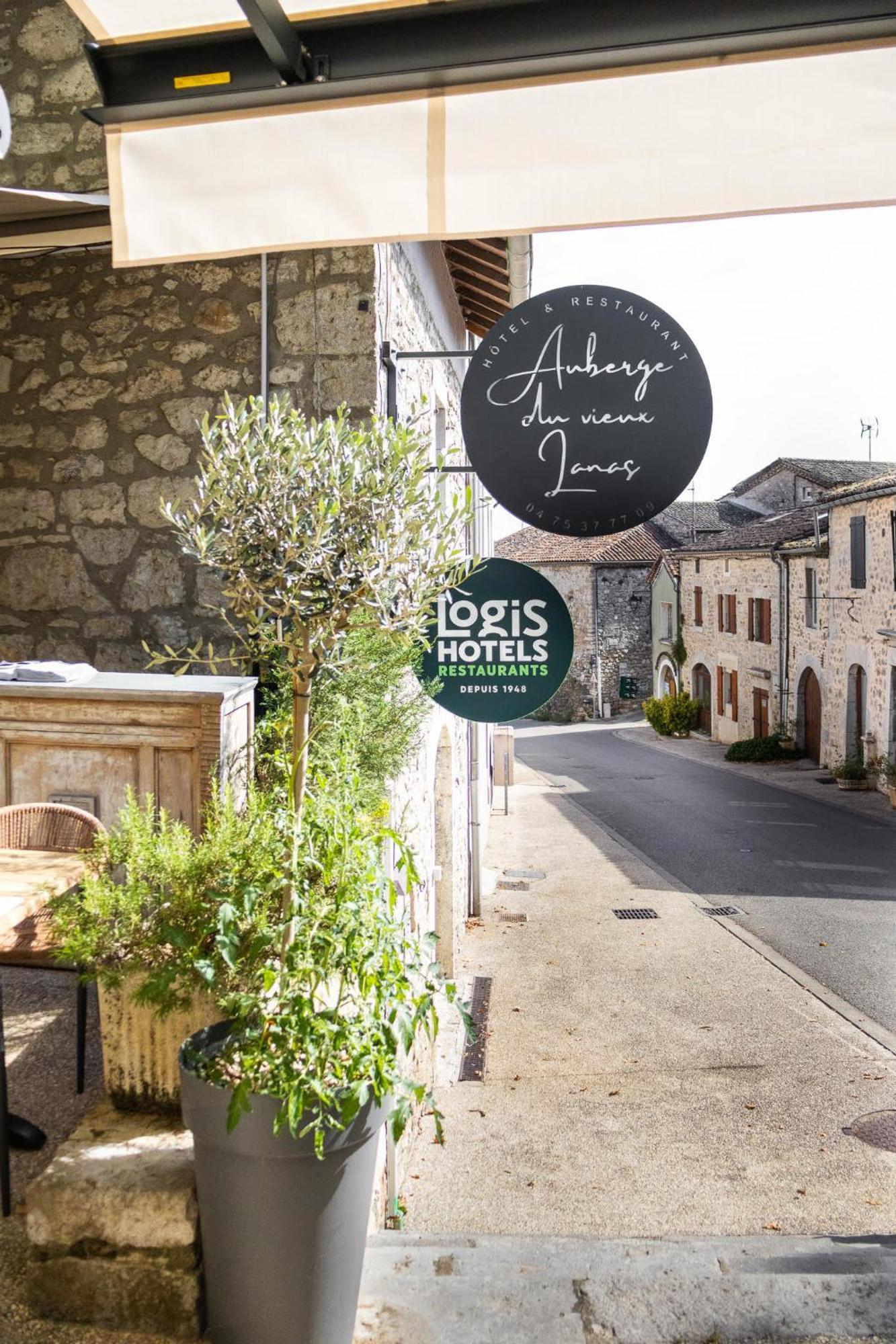 Auberge Du Vieux Lanas Logis Hotel Restaurant Eksteriør bilde